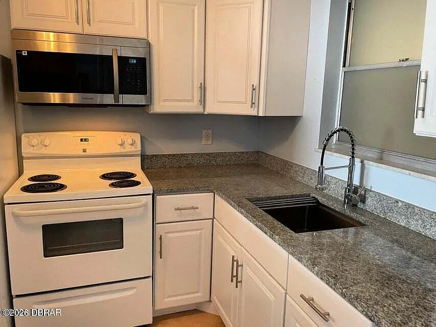 2 bed, 2.0 bath, 1065 sqft, $1,600 — Photo 4