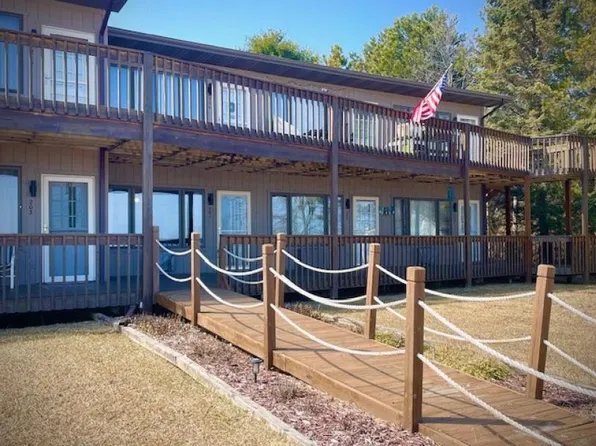 5226 Washington Ave #301, Oscoda, MI 48750