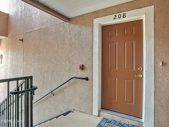 3rd image of 1418 MANOTAK POINT Drive #208