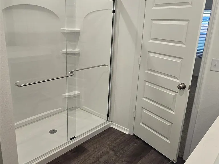 1604 Rambling Brook Dr — Photo 13