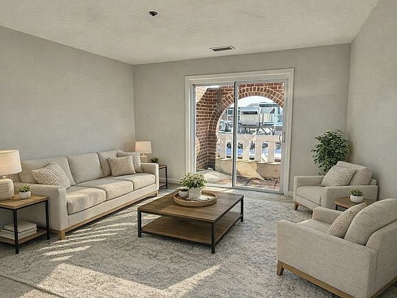 2nd image of 115 N Lee St #Bh404