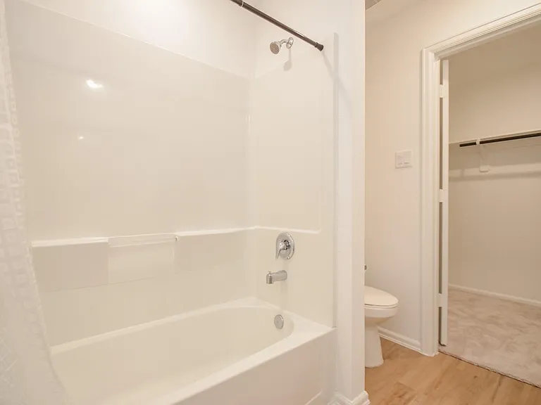 4126 Brazos Brook Trl — Photo 4