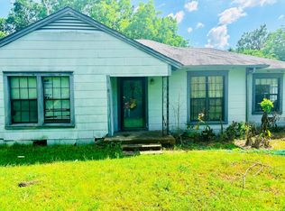 1102 Pecan Dr, Greenville, TX 75401