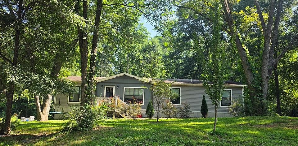 1st image of 118 Chester Harris Dr