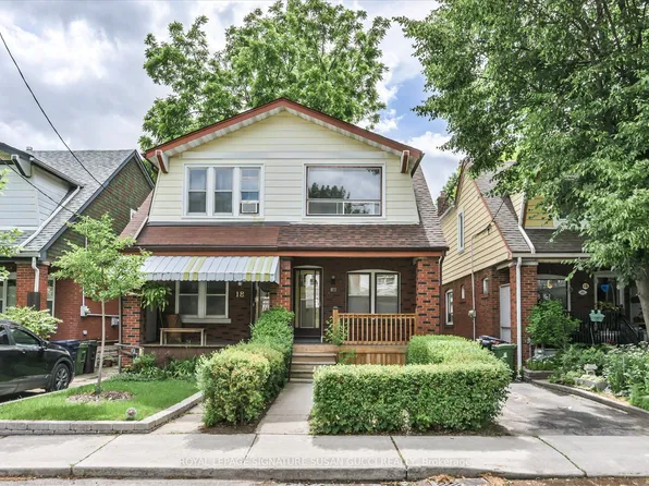 20 Bonnie Brae Blvd, Toronto, ON M4J 4N2