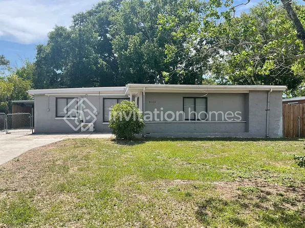 9248 83rd St, Seminole, FL 33777