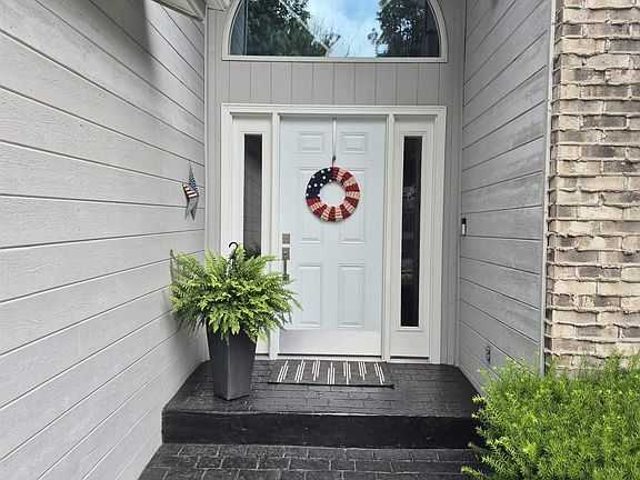 2nd image of 2357 Timberlane Hts