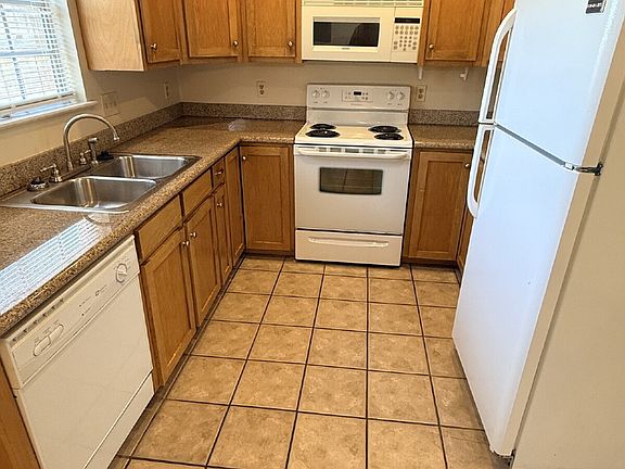 4th image of 120D Du Rhu Dr