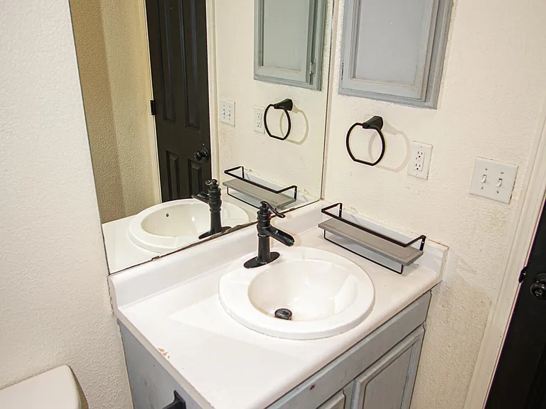 11985 Mesquite Lake Ln — Photo 10