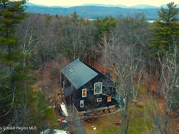 4th image of 46 Sylken Ln