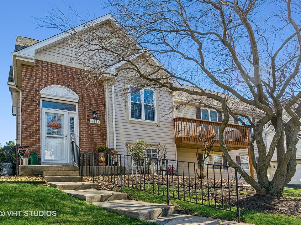 1st image of 18887 S Vanderbilt Dr