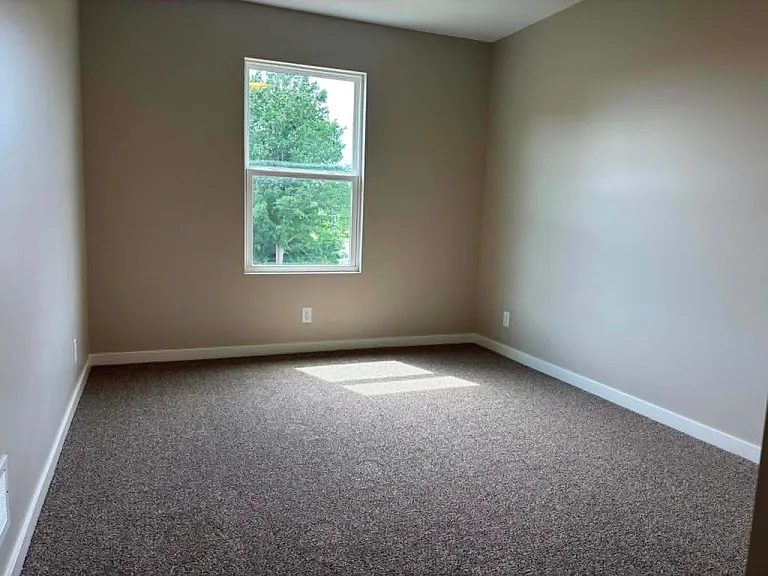 4332-4338 Raven Flats Dr — Photo 31