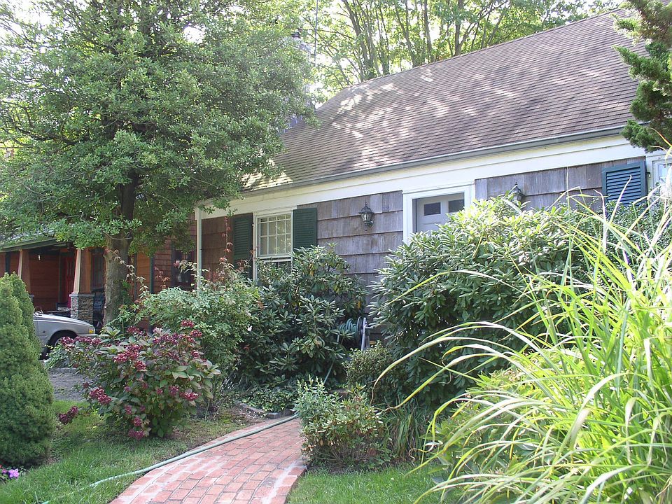 Well Maintained Cape