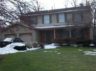8550 Black Oak Dr NE, Warren, OH
