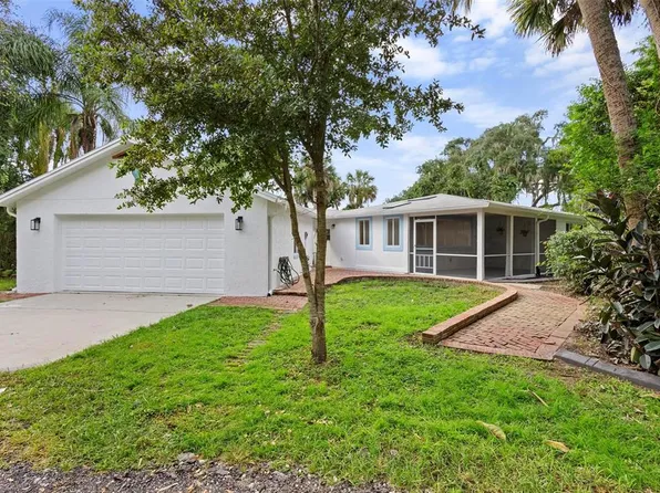 354 Rest Haven Rd, Geneva, FL 32732