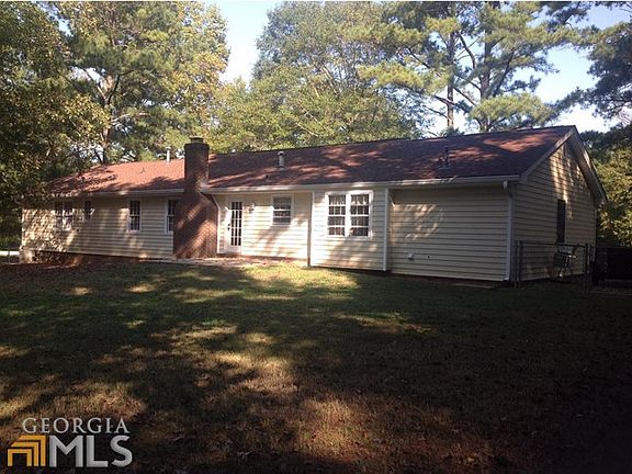 2nd image of 3365 Squire Ln SE