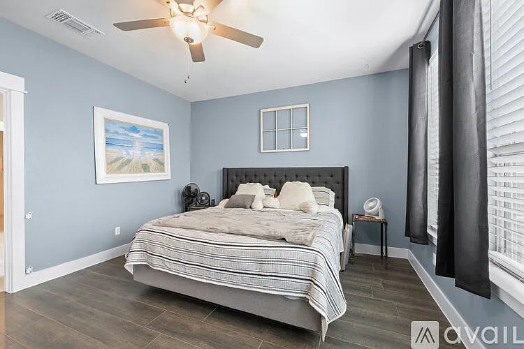 525 Compania Cv — Photo 13