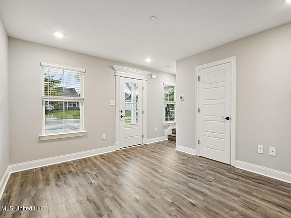 7th image of this home