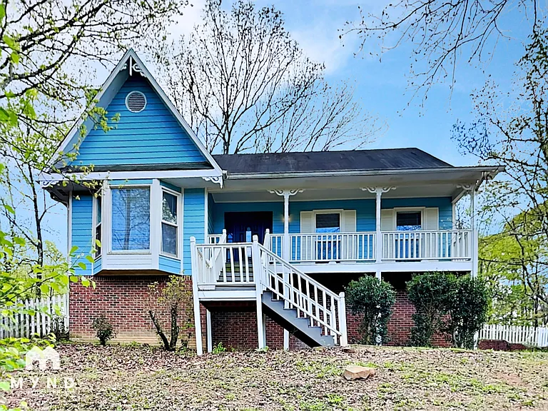 1728 Russet Woods Ln — Photo 1