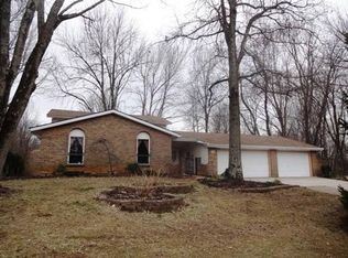 599 Carryback Dr SW, Pataskala, OH 43062