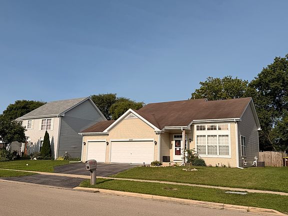 2nd image of 2000 Oakbrook Dr