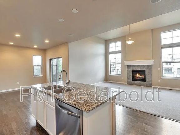 5th image of 15578 W Auburn Ave