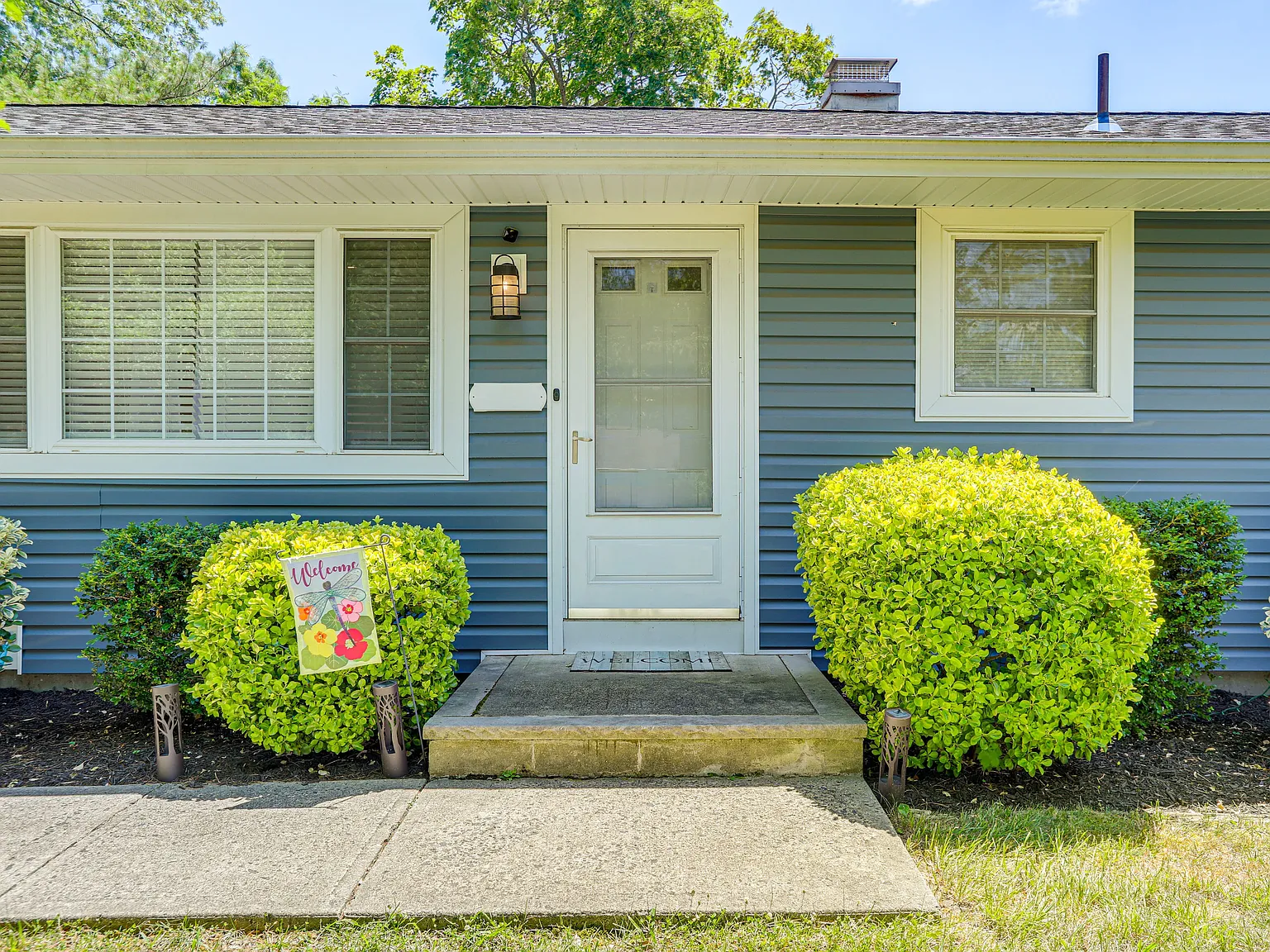 3 bed, 1000 sqft, $2,800 — Photo 2