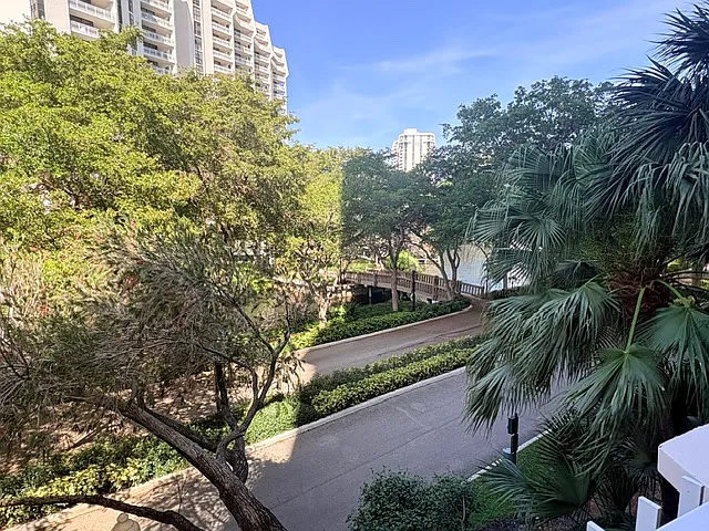 2 bed, 1510 sqft, $3,500 — Photo 3