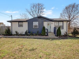 428 Oakdale Dr, Lebanon, TN 37087