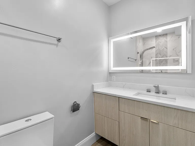 2112 Wyoming Ave NW #2 — Photo 23