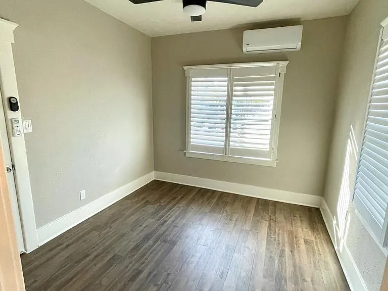 422 N Park Ave #422 — Photo 3
