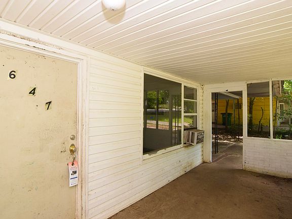 4th image of 647 Sommer St NE