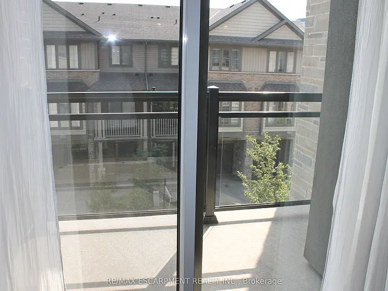 35 Southshore Cres #316 — Photo 15