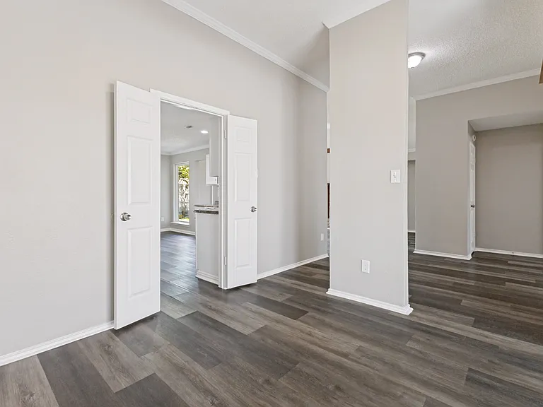 4111 Ocean Reef St — Photo 6