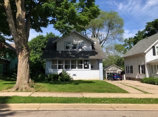 106 Columbia Ave, Waukesha, WI 53186