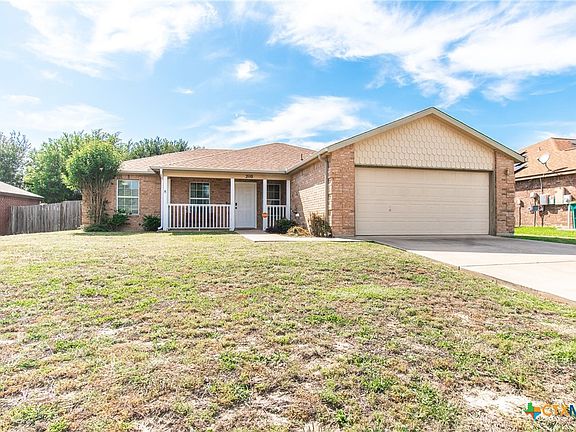 2nd image of 2110 Lincoln Ct
