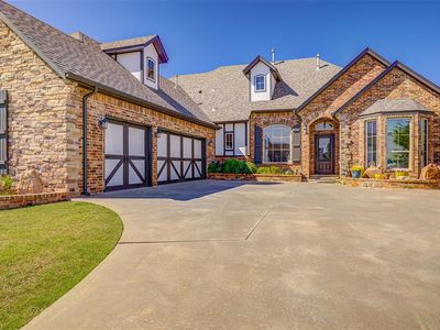 2433 SE 12th St, Moore, OK, 73160