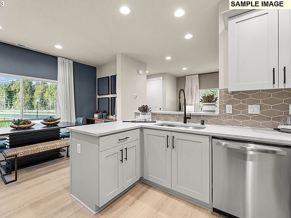 5th image of 18310 NE 46th Pl #166