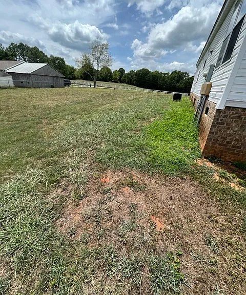 102 Diploma Dr — Photo 2