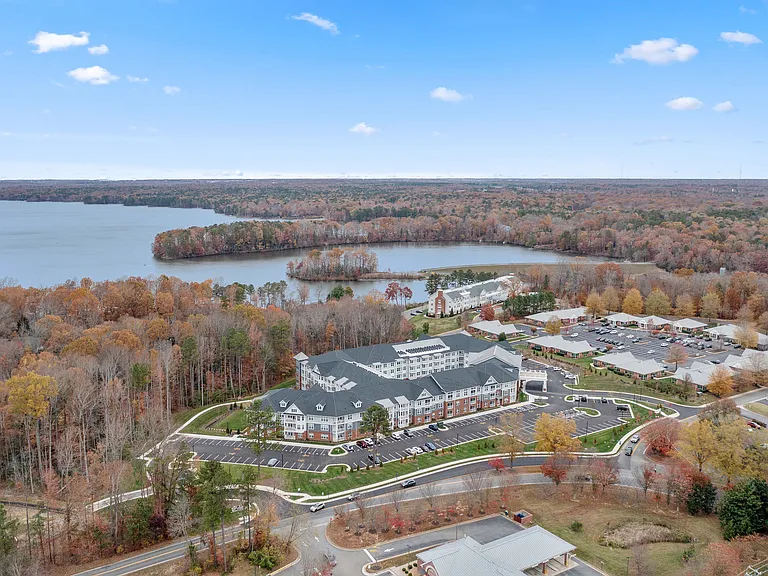 Lake Forest at Swift Creek — Photo 55