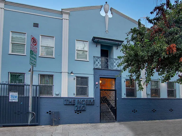 THE NORM @ 750 Normandie Ave — Photo 33