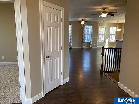 4th image of 2235 Greenway Dr
