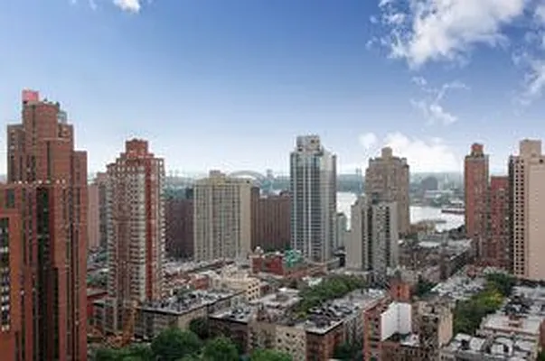 Sold by Douglas Elliman | media 27