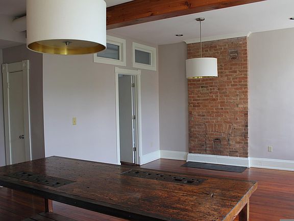4th image of 541 E 13th St APT 3