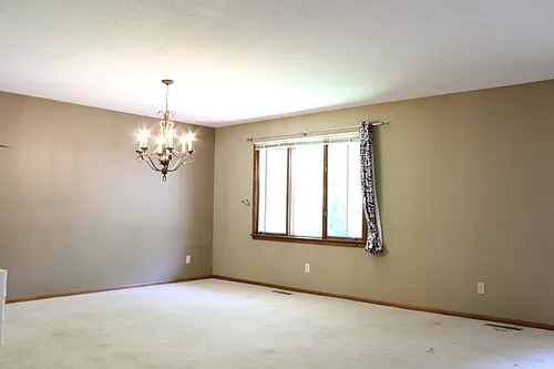 5317 Malibu Dr Photo 1
