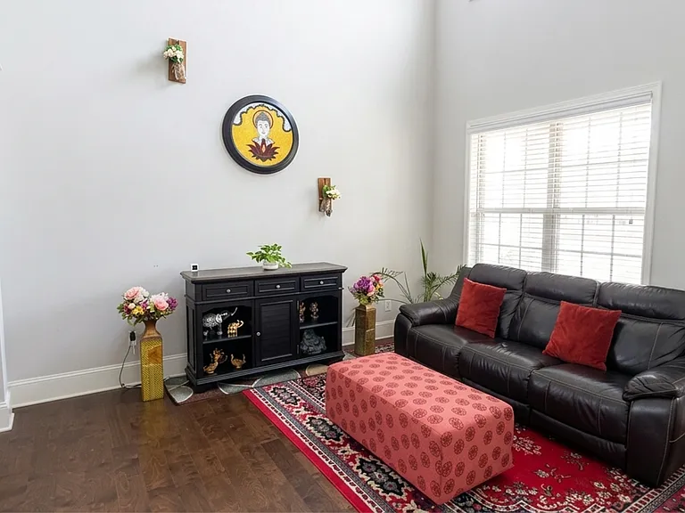 4358 Mantova Dr — Photo 9