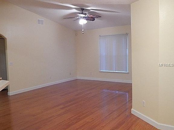 4th image of 513 Magpie Ln