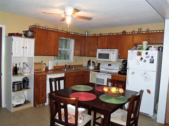 5th image of 2813 Mountain View Dr SE