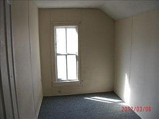 5th image of 1017 Sherman St SE