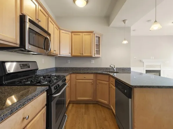 388 Washington St #1, Somerville, MA 02143